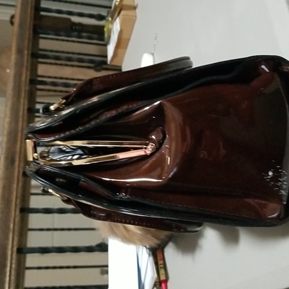 Cute fun Leopard print patent bag - Picture 5 of 8